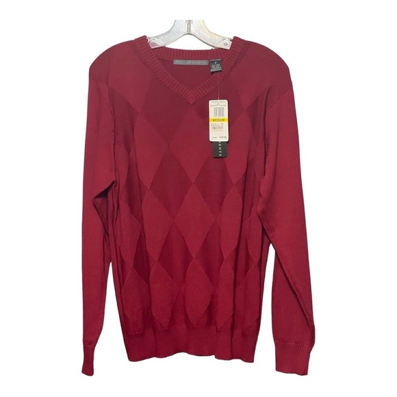 Oscar De La Renta Men’s True Red Diamond Argyle V-Neck Sweater, Medium, Cotton - Picture 2 of 8